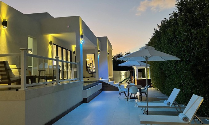 The Bight House | The White House TCI Guest House