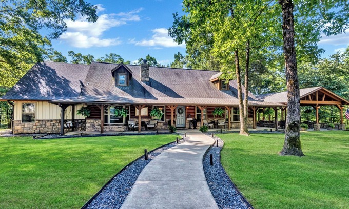 Smithville Other | The White Oak Cabin | Adults-Only Mountain Retreat