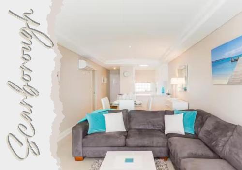 Scarborough Apartment | The White Pearl Apartment Direct Ocean Views Top Floor
