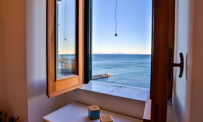 Amalfi Apartment | The Window to the sky