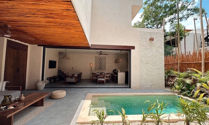 Tulum Villa | This villa is a 2 bedroom(s), 2.5 bathrooms, located in Tulum, Quintana Roo.