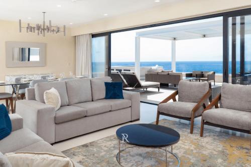 San Jose del Cabo Resort | Three BD Penthouse Ocean Front-Villa La Valencia