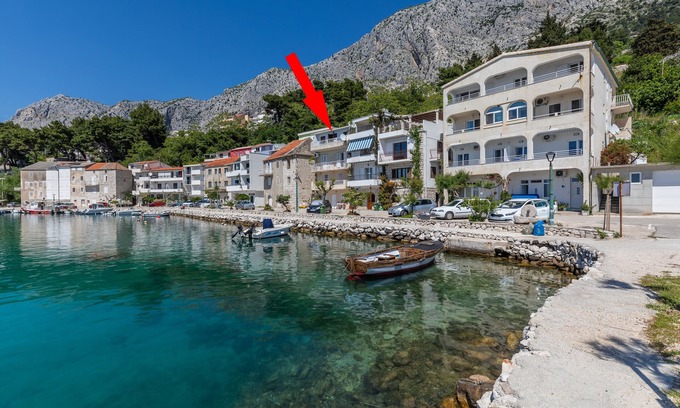 Drasnice Apartment | Three bedroom apartment near beach Drašnice, Makarska (A-2722-a)