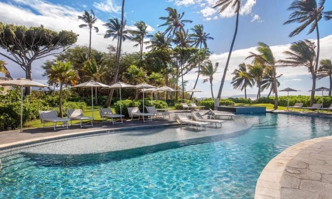 Kihei Villa | Three-Bedroom Premier Penthouse Suite with Ocean View