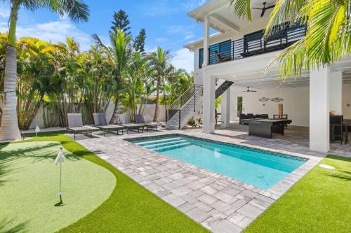 Holmes Beach House | Three Little Birds Cottage