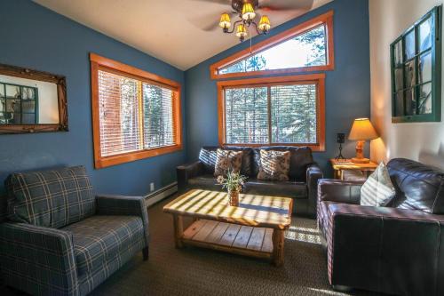 Estes Park Ski Chalet | Timber Creek Chalets- 8 chalet