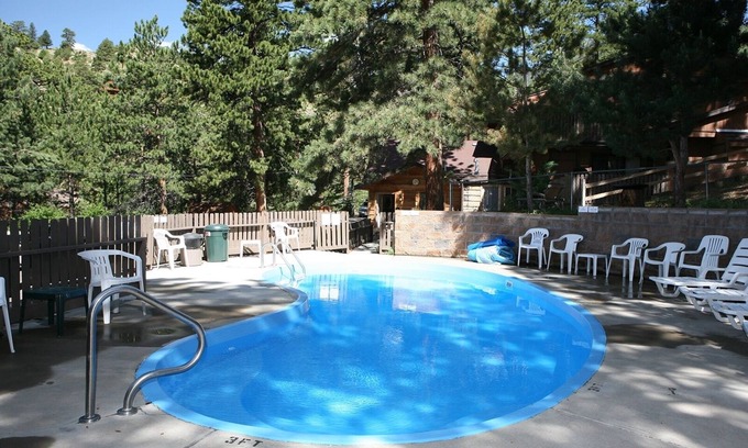 Estes Park Ski Chalet | Timber Creek Chalets: 8 3 Bedroom Chalet
