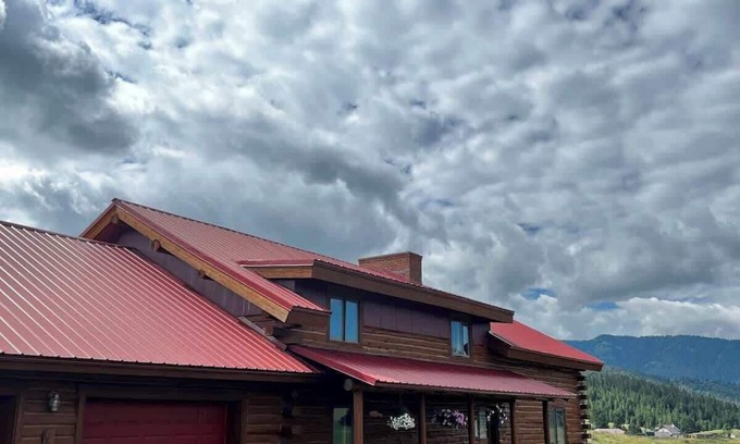 Bozeman House | Timberline Cabin Near Bozeman!