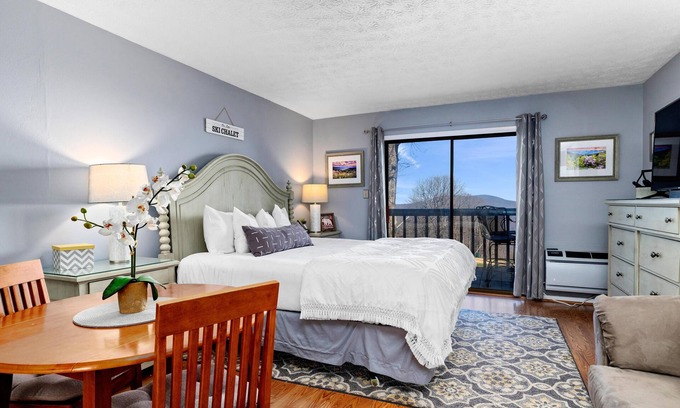 Wintergreen Condo | Timbers Studio 45 with Wintergreen Advantage
