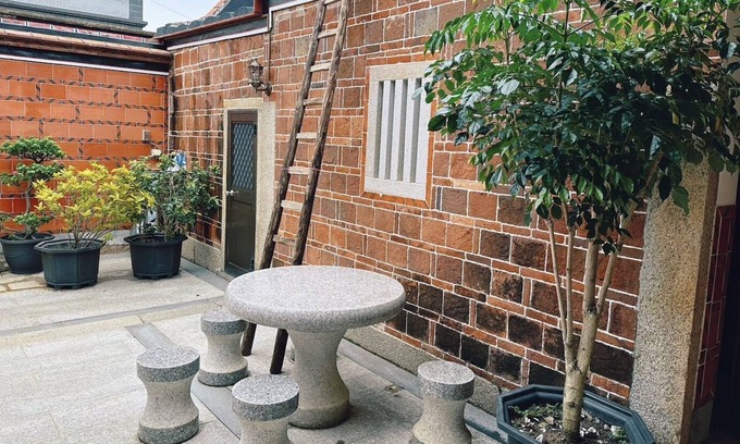 Jinning Bed & Breakfast | Time Hostel Gucuo No.1