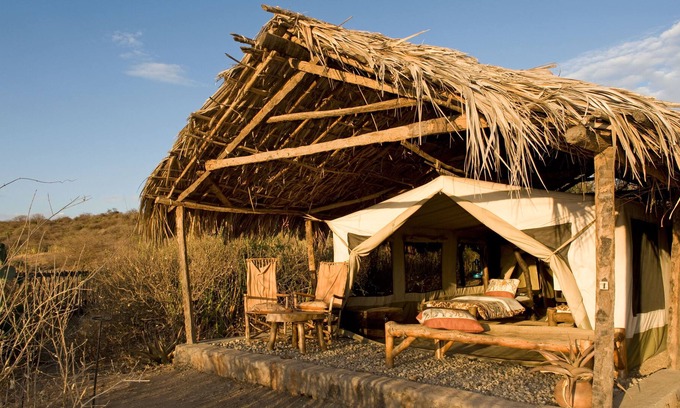Mangola Cabin | Tindiga Tented Camp
