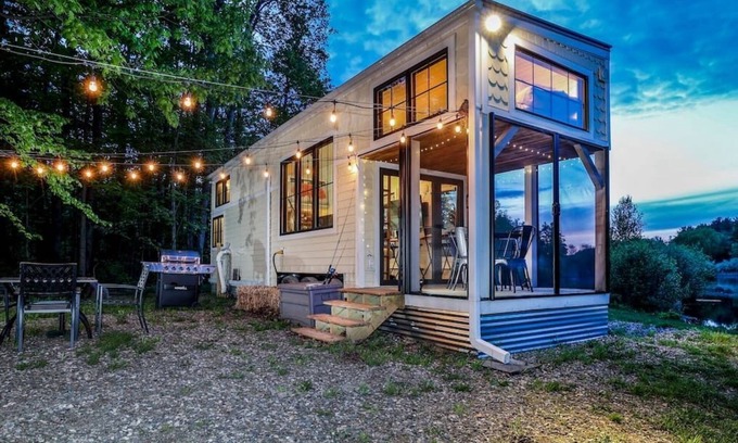 Town of Schodack Apartment | Tiny Home Escape Swimmable Pond WiFi Pets OK