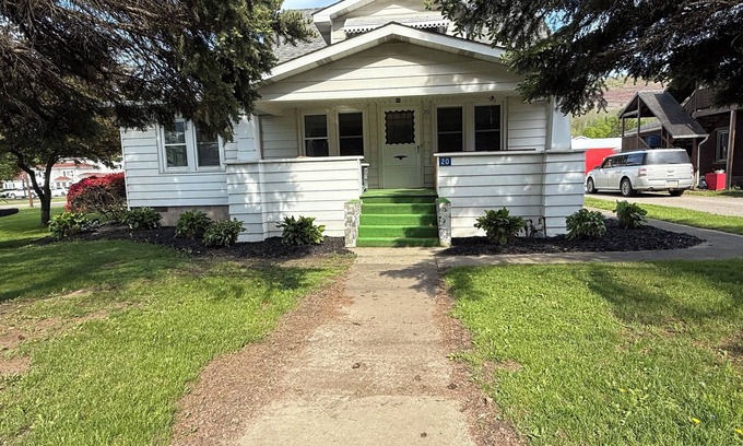 Tioga House | Tioga's Cozy Corners, Charming 3 bedroom home within the heart of Tioga PA