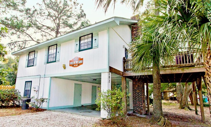 Tybee Island House | Toes in the Sand