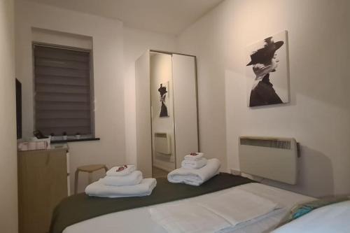 Luton Apartment | Top Hat Luton flat free parking