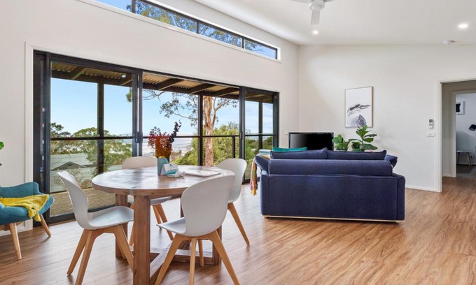 Arthurs Seat House | Top of the Bay by Ready Set Stay