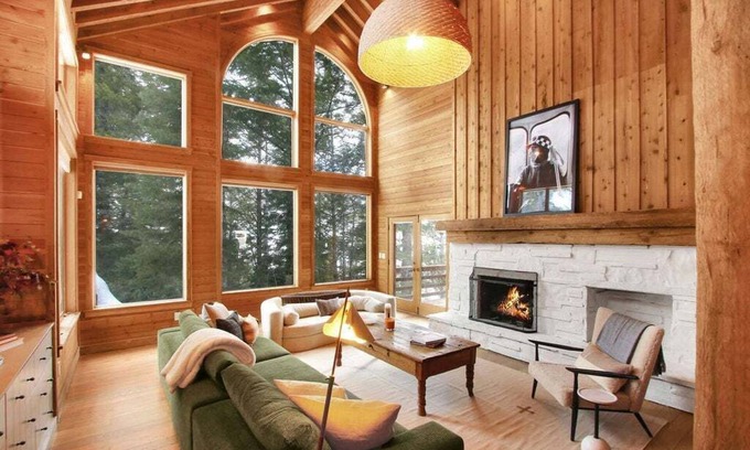 Sundance Cabin | *TOP TIER* SUNDANCE LODGE - 7 Bed, 7 Bath, MOUNTAIN VIEWS