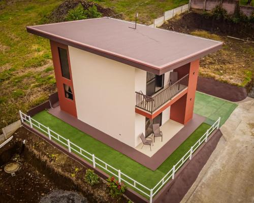 Rio Cuarto de Grecia Apartment | Toucan Villa Rio Cuarto