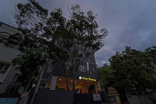 Saidapet Hotel | Townhouse ORCHID RESIDENCY Near T.Nagar