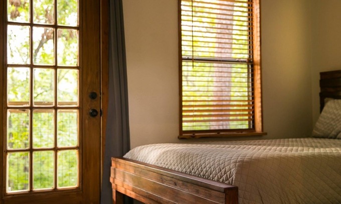 Broken Bow Cabin | Trailhouse At Eagle Ridge 2 Bedroom Cabin by Redawning