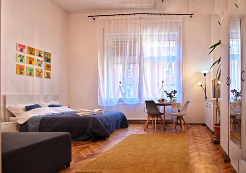 Old City Apartment | TRAVEL AND MUSIC APARTMENT