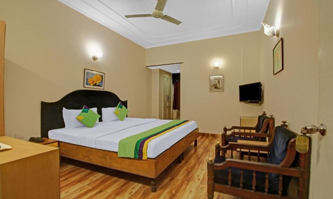 Park Street Hotel | Treebo Mira Inn, Camac Street