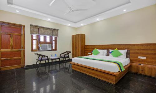 Noida Hotel | Treebo The Eden Roc