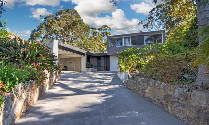 Vincentia House | Treehouse Jervis Bay