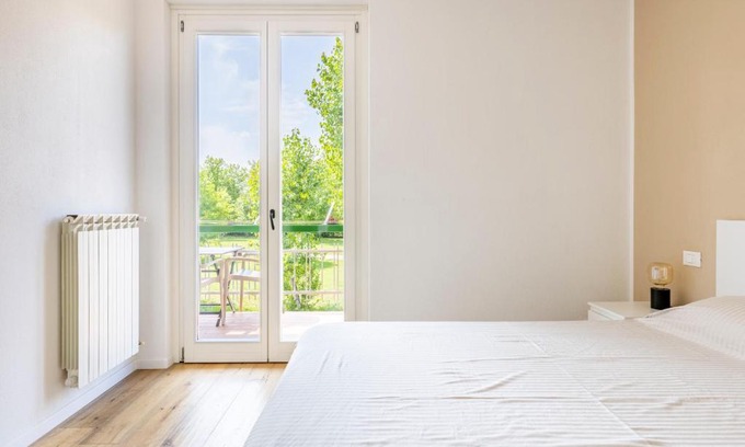 Lugana Apartment | Trendy Aparment with garage right by the lake