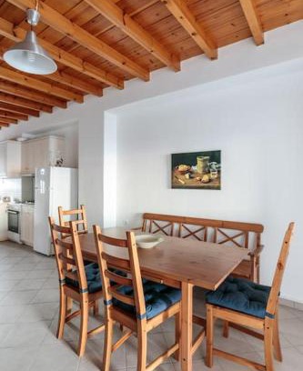 Moutsouna House | "Triacanthos" 2 bedroom house