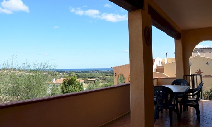 S'Iscala Apartment | Trilocale con ampia terrazza con vista mare a 1,5 km dalle spiagge Budoni FBU-BALD01