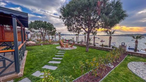 Ayvalik Hotel | Tringo Bungalov