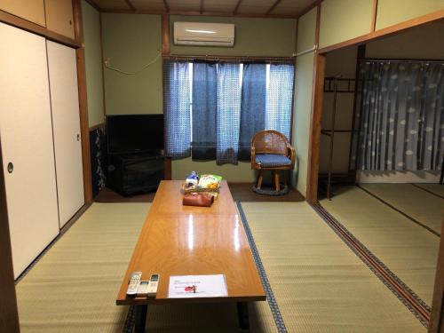 Tanabe House | TSUKASA HOUSE English OK Kumano Kodo Experienced Lodge Within walking distance from station 無料駐車場あり