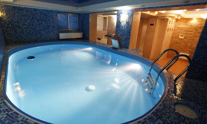 Yaremche Hotel | Tsvit Paporoti