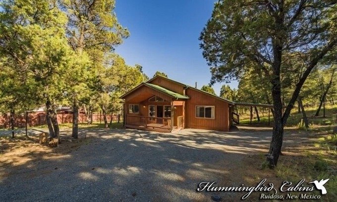 Ruidoso Cabin | Tucked Away: "Hidden gem in the forest" With hot tub.