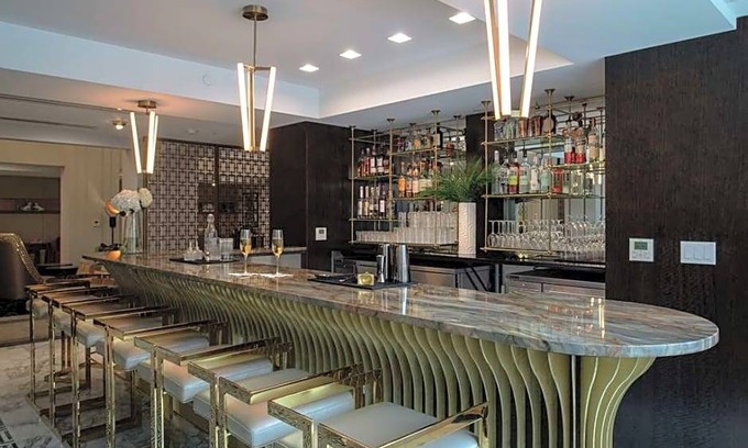 Downtown Tulsa Hotel | Tulsa Club Hotel, Curio Collection by Hilton
