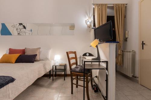 Historic Centre Apartment | Turin Art Studio by Wonderful Italy