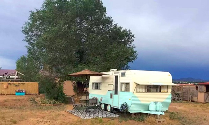 Santa Fe House | Turquoise Trail-er with Sunsets and llamas too