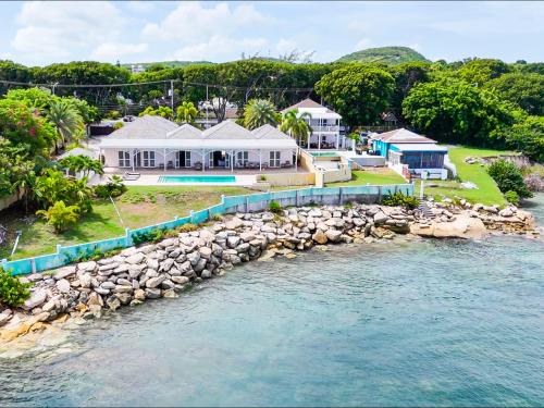 All Saints Hotel | Turtle Cove House by Le Haus