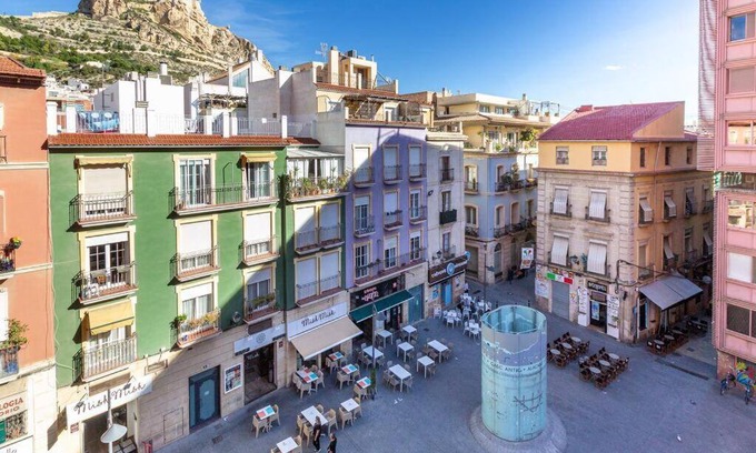 Alicante City Centre Apartment | Tus vacaciones en el corazón de Alicante!