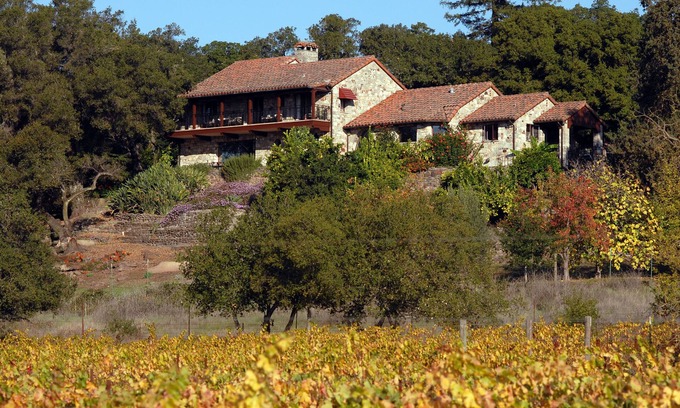 Sonoma Villa | Tuscan-inspired Vineyard Estate