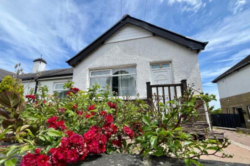 Huddersfield House | Two bed Bungalow