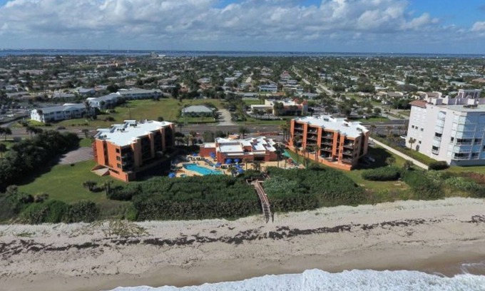 Indian Harbour Beach Resort | Two Bedroom, Ocean Front, Luxury Condo, Indian Harbour Beach, FL 3814593