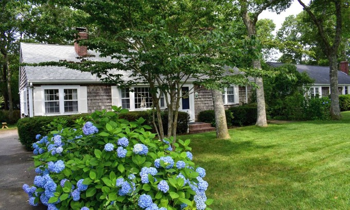 West Dennis House | Two bedroom home sleeping 6 with central air conditioning