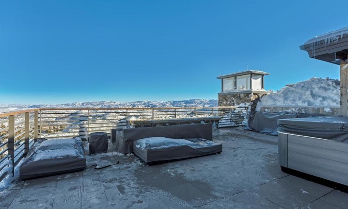 Deer Valley Apartment | Two Bedroom Penthouse apartment hotel