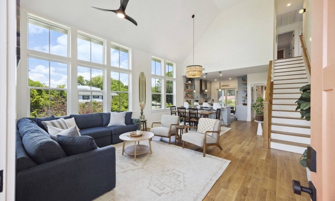 Charleston House | Two Palms at Folly Beach