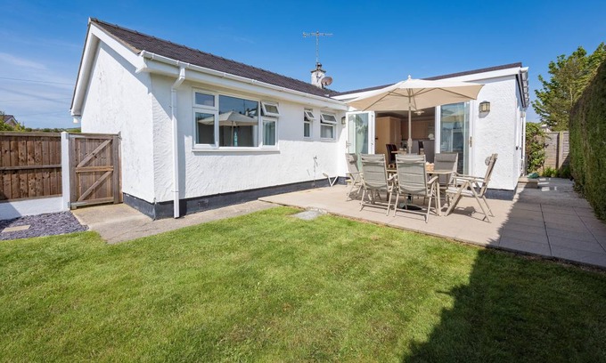 Llanbedrog Cottage | Ty Hwyliog