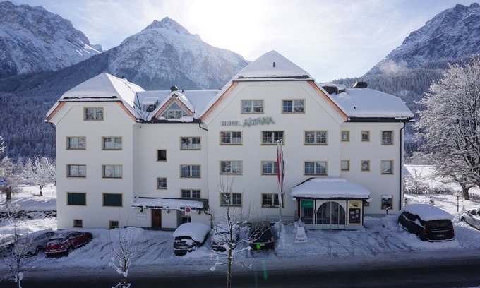 Engadin Scoul Hotel | Typically Swiss Hotel Altana