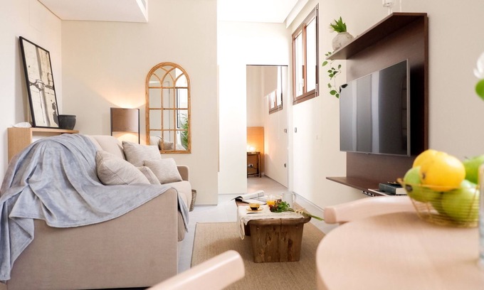 Santa Cruz Apartment | U-Sense Sevilla Catedral