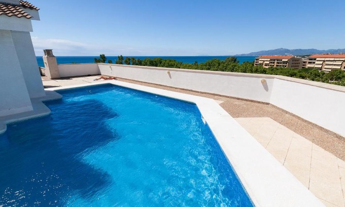 Cambrils Apartment | UHC AIGUADOLÇ FAMILY APARTMENTS